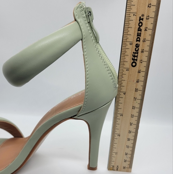 Mint-colored puffy straps heel sandal - Picture 3 of 3